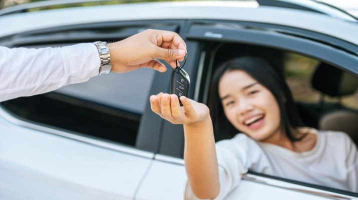 Jangan Tertipu, Berikut 4 Tips Memilih Layanan Rental Mobil yang Aman