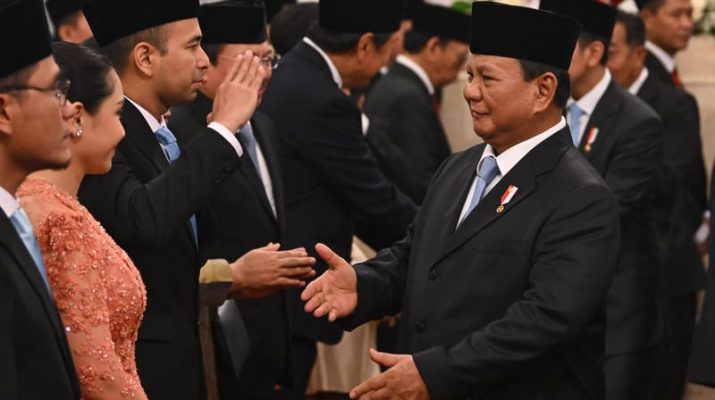 Prabowo Persilahkan Menteri Copot Pejabat yang Tidak Kerja Keras