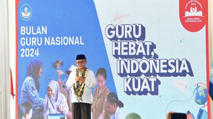 Songsong Hari Guru, Mendikdasmen Meluncurkan Bulan Guru Nasional