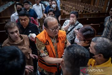 Majelis hakim vonis Direktur Grup BJU delapan tahun penjara